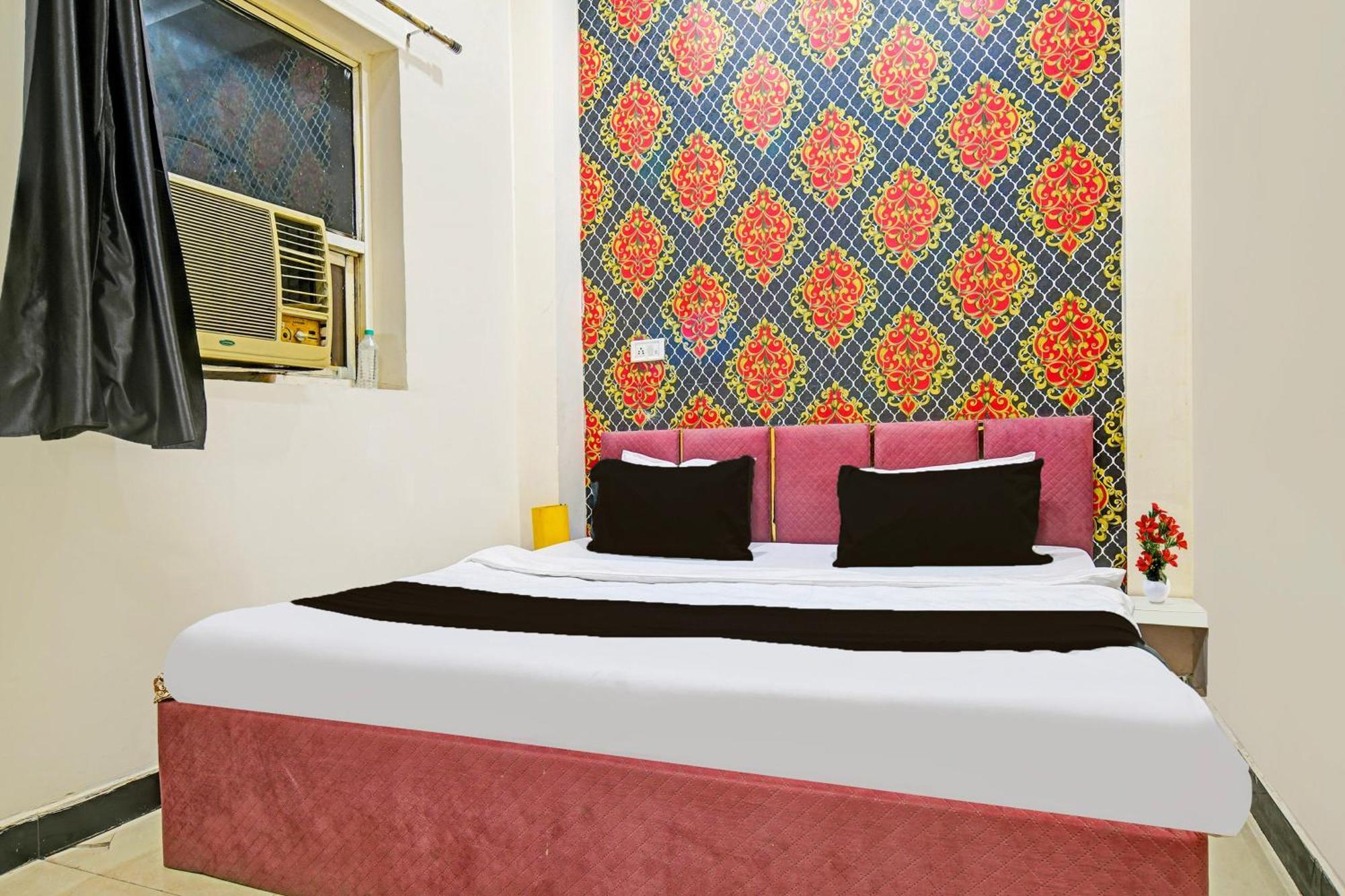 Super Hotel O Hanuman Naka Ujjain Formerly Krishna Palace מראה חיצוני תמונה
